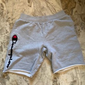 Champion men’s Reverse Weave Shorts (Large)